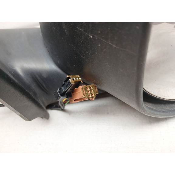 Recambio de retrovisor derecho para citroën c4 cactus 1.2 vti 82 referencia OEM IAM 0411054  