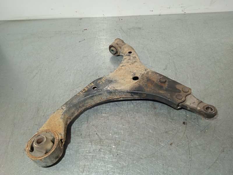 Recambio de brazo suspension inferior delantero izquierdo para kia carens (un) 2.0 crdi referencia OEM IAM SR  