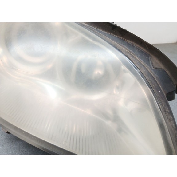 Recambio de faro derecho para mercedes-benz cls (c219) cls 350 (219.356) referencia OEM IAM 15967800  