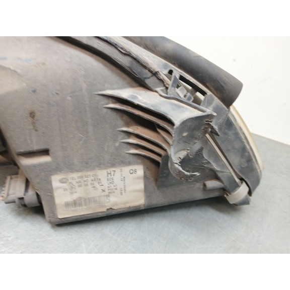 Recambio de faro izquierdo para mercedes-benz cls (c219) cls 350 (219.356) referencia OEM IAM 15967700  