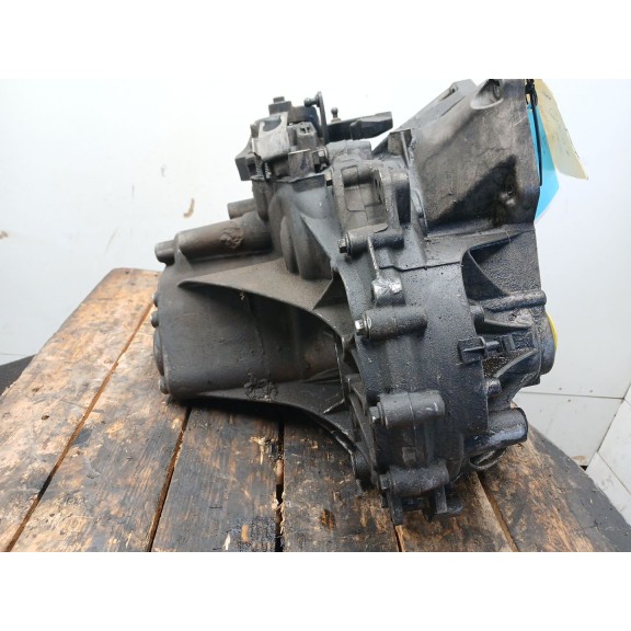 Recambio de caja casco para ford focus iii 1.6 tdci referencia OEM IAM AV6R7002  