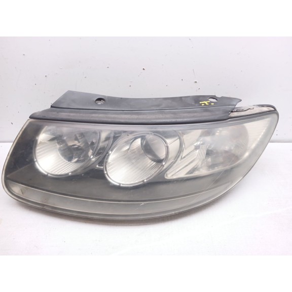 Recambio de faro izquierdo para hyundai santa fé ii (cm) 2.2 crdi 4x4 referencia OEM IAM 921012B021  