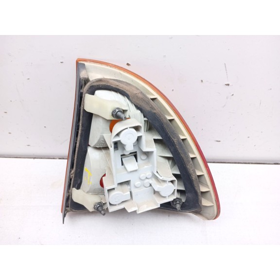 Recambio de piloto trasero izquierdo para bmw 3 touring (e46) 318 i referencia OEM IAM 8368757  