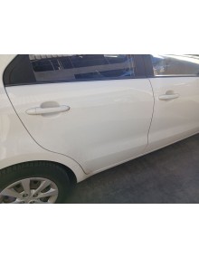 Recambio de puerta trasera derecha para kia rio iii (ub) 1.2 cvvt referencia OEM IAM    2