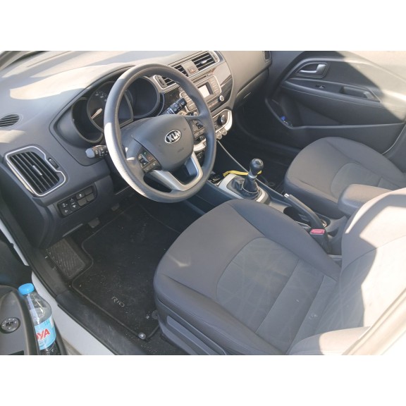 kia rio iii (ub) del año 2015