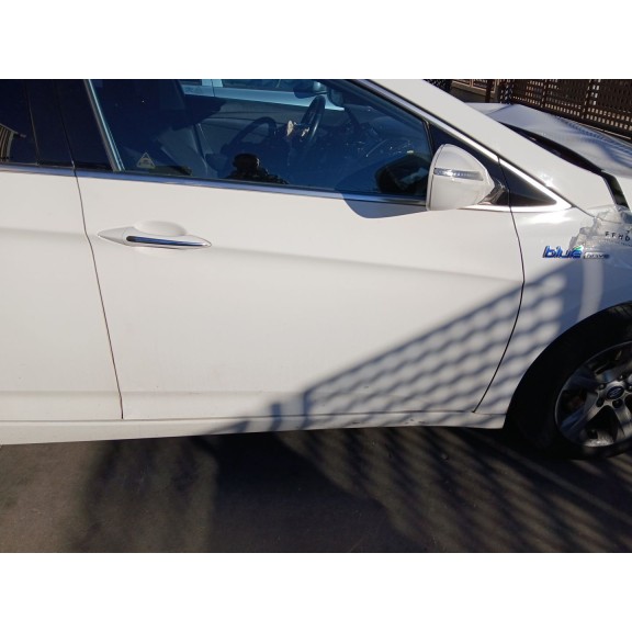Recambio de puerta delantera derecha para hyundai i40 i cw (vf) 1.7 crdi referencia OEM IAM   