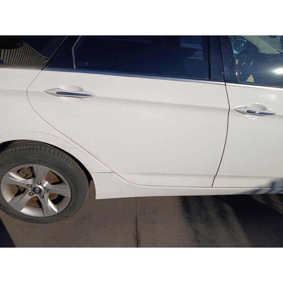 Recambio de puerta trasera derecha para hyundai i40 i cw (vf) 1.7 crdi referencia OEM IAM   