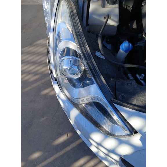 Recambio de faro derecho para hyundai i40 i cw (vf) 1.7 crdi referencia OEM IAM   