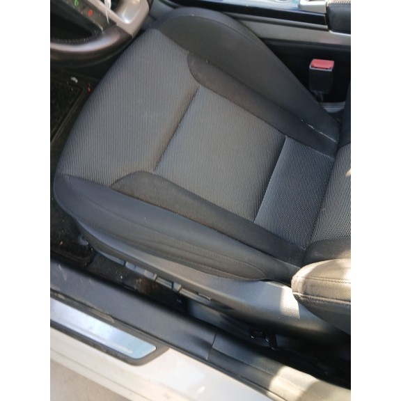 Recambio de asiento delantero izquierdo para hyundai i40 i cw (vf) 1.7 crdi referencia OEM IAM   