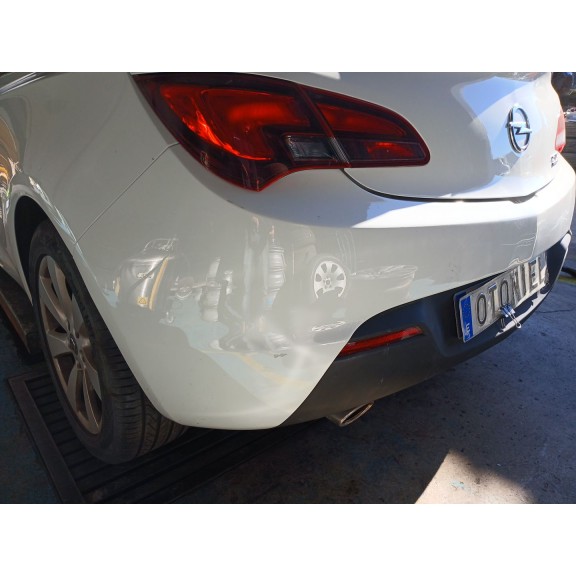 Recambio de paragolpes trasero para opel astra j gtc 1.4 (08) referencia OEM IAM   