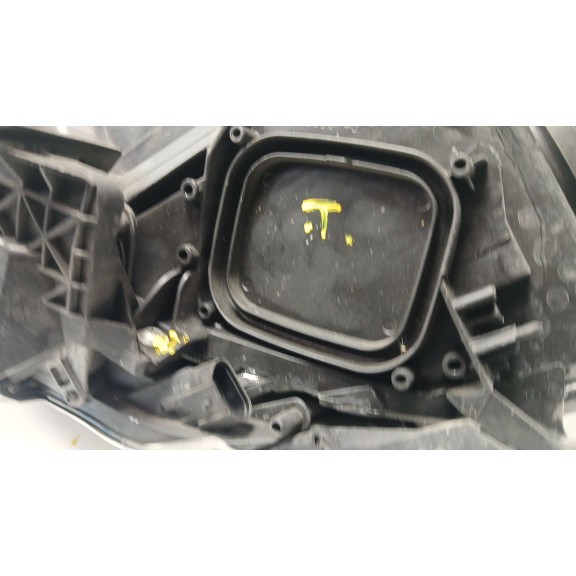 Recambio de faro derecho para lancia delta (181) gold referencia OEM IAM   