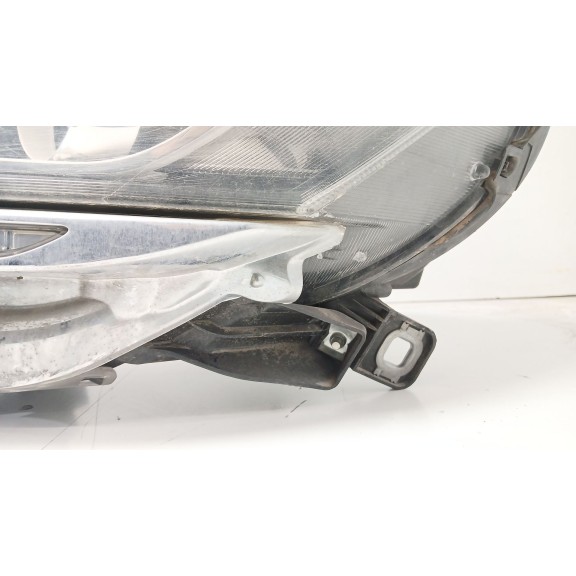 Recambio de faro izquierdo para lancia delta (181) gold referencia OEM IAM  1 SOPORTE ROTO 