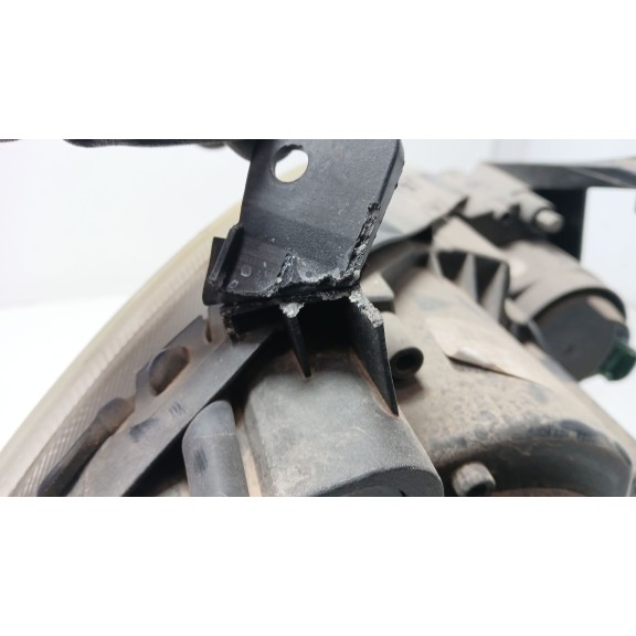 Recambio de faro izquierdo para lancia delta (181) gold referencia OEM IAM  1 SOPORTE ROTO 