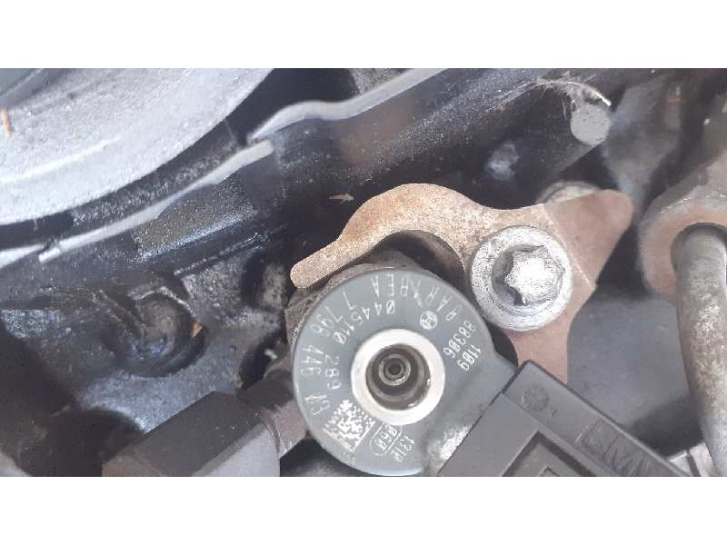 Recambio de inyector para bmw serie 1 berlina (e81/e87) 2.0 turbodiesel cat referencia OEM IAM 0445110289  