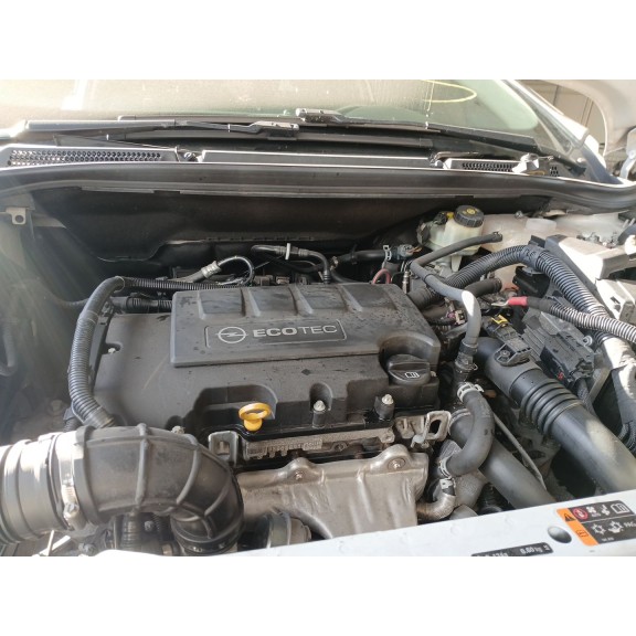 opel astra j gtc del año 2013