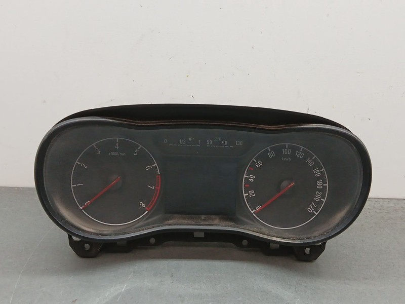 Recambio de cuadro instrumentos para opel corsa e business referencia OEM IAM 39204203 58.000KM 
