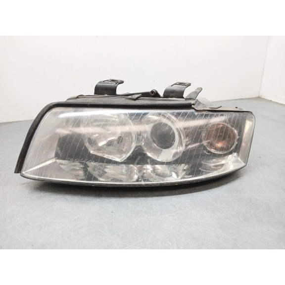 Recambio de faro izquierdo para audi a4 b6 (8e2) 2.0 referencia OEM IAM 8E0941029C  