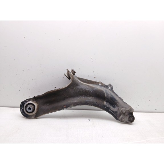 Recambio de brazo suspension inferior delantero izquierdo para renault kangoo profesional referencia OEM IAM   