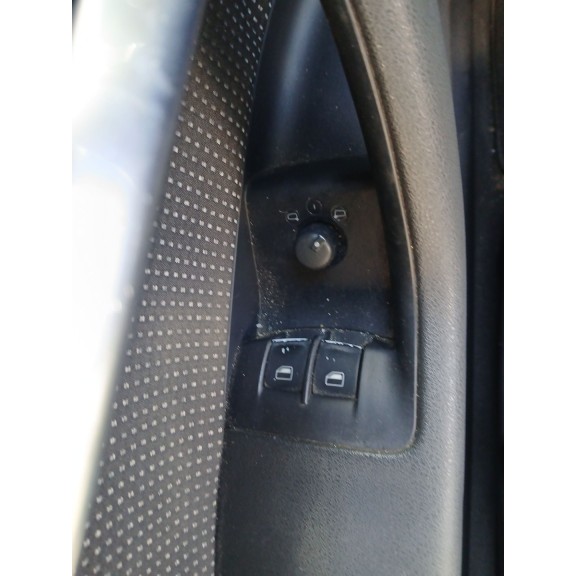 Recambio de retrovisor izquierdo para audi a3 (8p1) 1.9 tdi referencia OEM IAM   