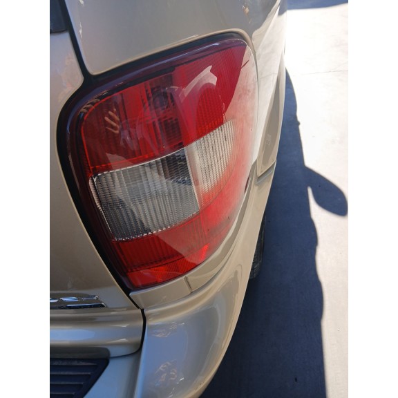 Recambio de piloto trasero derecho para chrysler voyager iv (rg, rs) 2.5 crd referencia OEM IAM   