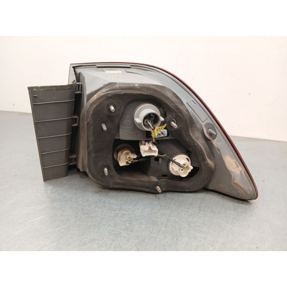 Recambio de piloto trasero izquierdo para kia magentis ii (mg) 2.0 crdi referencia OEM IAM 924012G0  