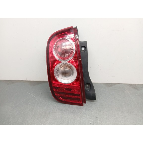 Recambio de piloto trasero izquierdo para nissan micra iii (k12) 1.2 16v referencia OEM IAM 89038563  