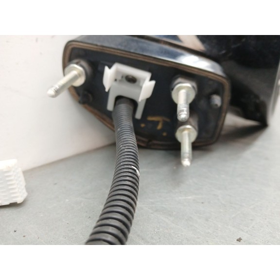 Recambio de retrovisor izquierdo para lexus is ii (_e2_) 220d (ale20) referencia OEM IAM E13011097  