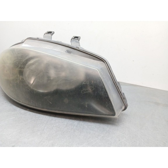 Recambio de faro derecho para seat ibiza iii (6l1) 1.4 16v referencia OEM IAM 6L941022A  