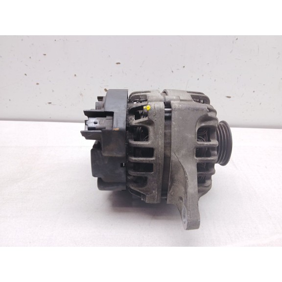 Recambio de alternador para nissan micra iii (k12) 1.2 16v referencia OEM IAM 23100ax62b tg8s024 2543488a