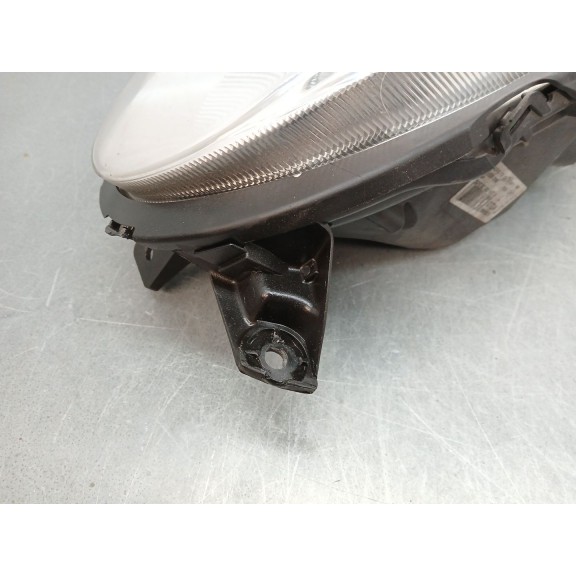 Recambio de faro derecho para nissan micra iii (k12) 1.2 16v referencia OEM IAM 26010BC60  89900075