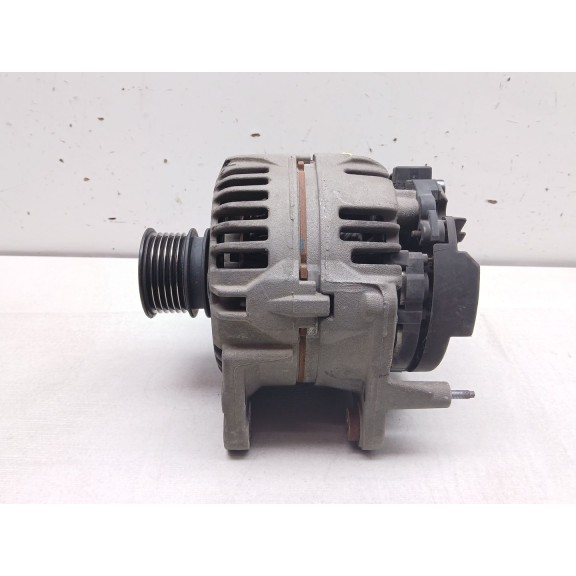 Recambio de alternador para seat ibiza iii (6l1) 1.4 16v referencia OEM IAM 037903025m 0124325013 038903018R