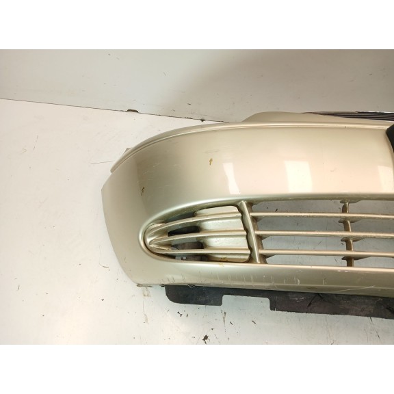Recambio de paragolpes delantero para chrysler voyager iv (rg, rs) 2.5 crd referencia OEM IAM 04857388AA  