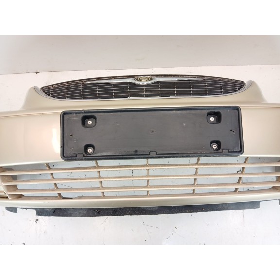 Recambio de paragolpes delantero para chrysler voyager iv (rg, rs) 2.5 crd referencia OEM IAM 04857388AA  
