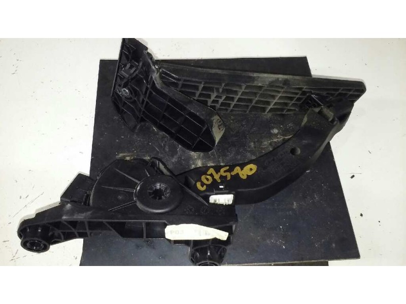 Recambio de potenciometro pedal para hyundai i30 (gd) trend referencia OEM IAM 32700A6100  