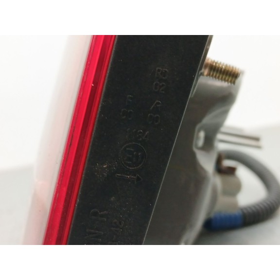 Recambio de piloto trasero derecho interior para lexus is ii (_e2_) 220d (ale20) referencia OEM IAM E111184  