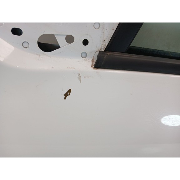 Recambio de puerta delantera izquierda para peugeot 208 i (ca_, cc_) 1.2 vti 82 referencia OEM IAM   