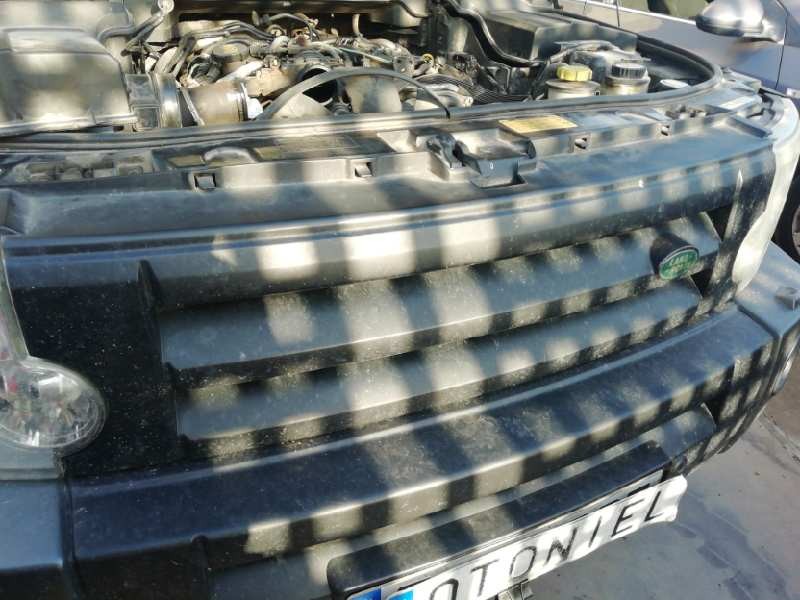 Recambio de rejilla delantera para land rover discovery 2.7 td v6 cat referencia OEM IAM   