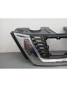 Recambio de rejilla paragolpes central para nissan qashqai iii (j12) 1.3 dig-t referencia OEM IAM 623106FR0C   2