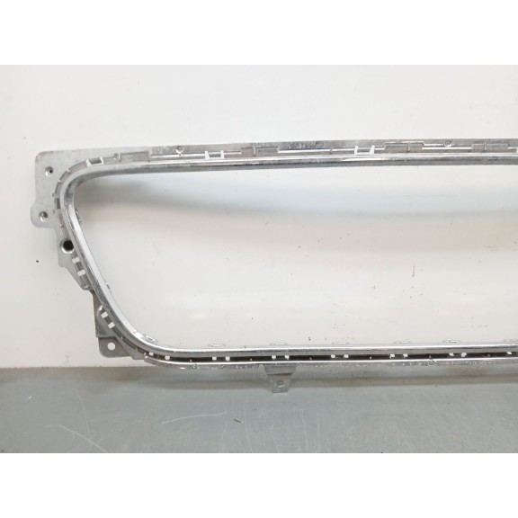 Recambio de rejilla paragolpes delantero para bentley flying spur (4w_) 6.0 w12 referencia OEM IAM 3SE807977  