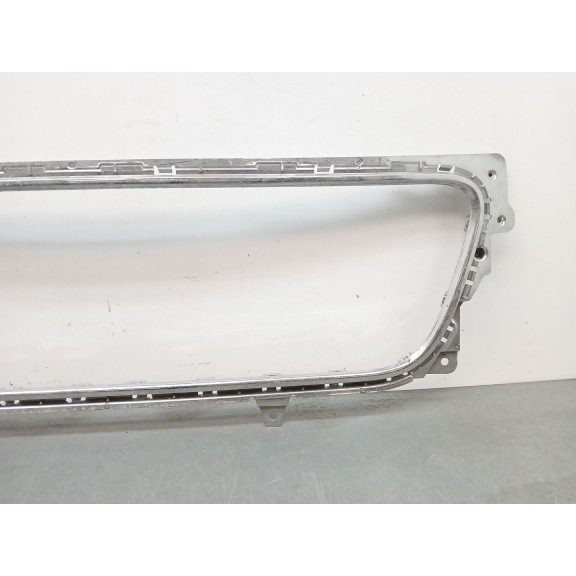 Recambio de rejilla paragolpes delantero para bentley flying spur (4w_) 6.0 w12 referencia OEM IAM 3SE807977  