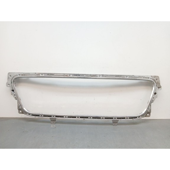 Recambio de rejilla paragolpes delantero para bentley flying spur (4w_) 6.0 w12 referencia OEM IAM 3SE807977  