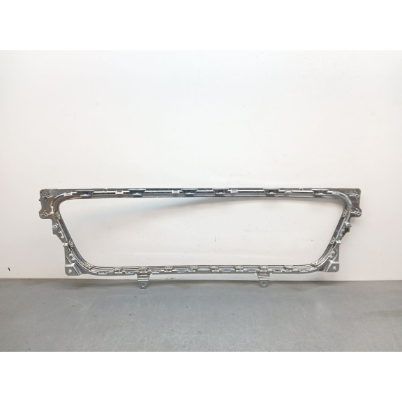 Recambio de rejilla paragolpes delantero para bentley flying spur (4w_) 6.0 w12 referencia OEM IAM 3SE807977  