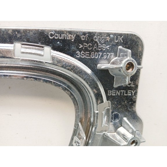 Recambio de rejilla paragolpes delantero para bentley flying spur (4w_) 6.0 w12 referencia OEM IAM 3SE807977  