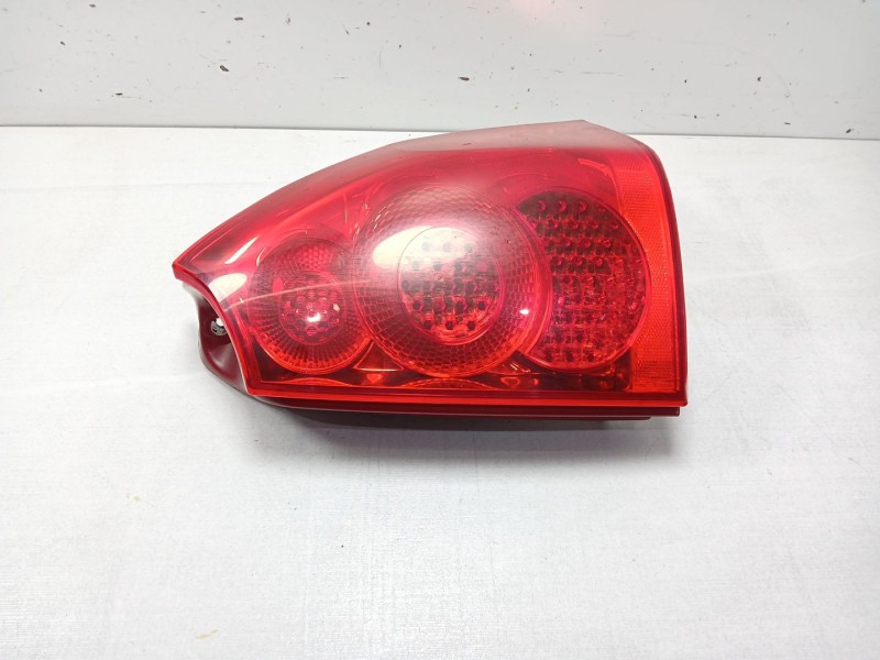 Recambio de piloto trasero derecho para peugeot 307 sw (3h) 1.6 hdi 110 referencia OEM IAM   2 serie