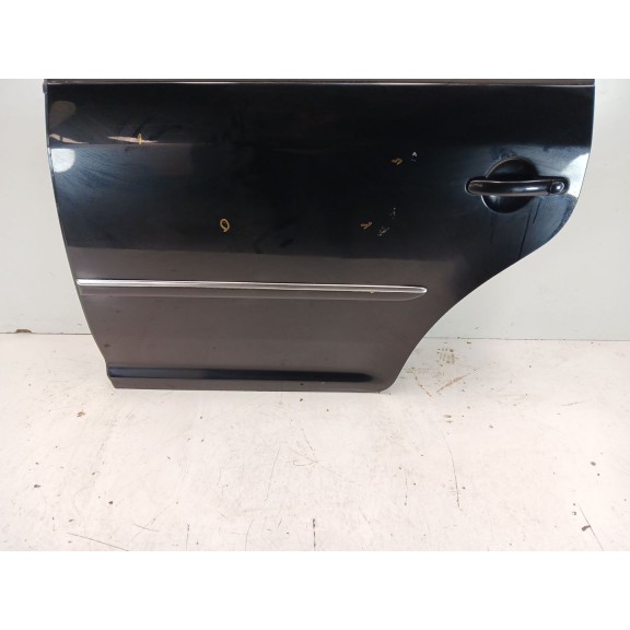 Recambio de puerta trasera izquierda para volkswagen touran (1t3) 2.0 tdi referencia OEM IAM 1T0833055S  