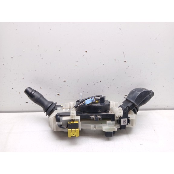 Recambio de mando multifuncion para renault master kasten l1h1 ka 2,8t referencia OEM IAM 681720005r  