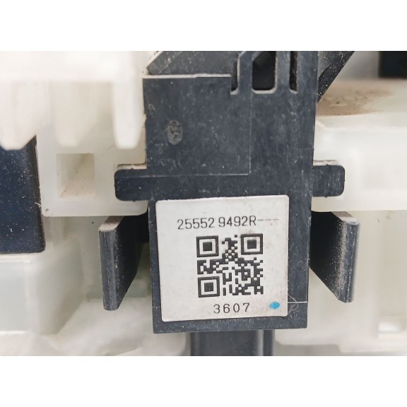 Recambio de mando multifuncion para renault master kasten l1h1 ka 2,8t referencia OEM IAM 681720005r  