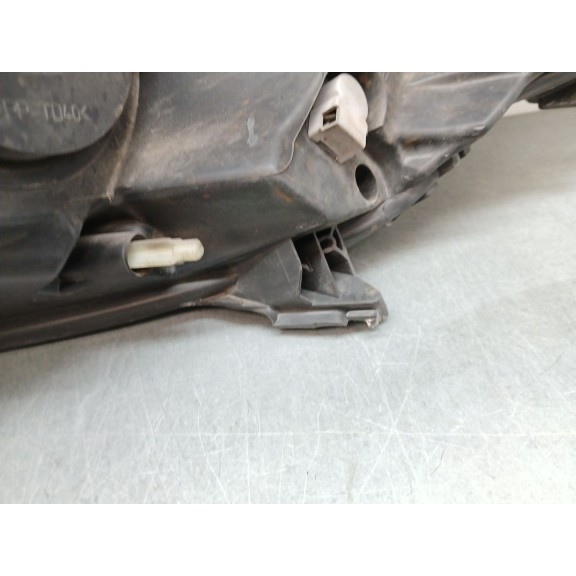 Recambio de faro derecho para renault grand scénic iii (jz0/1_) 1.5 dci referencia OEM IAM 260100023R  