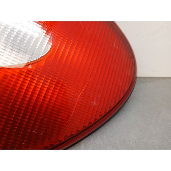 Recambio de piloto trasero derecho para chrysler voyager iv (rg, rs) 2.5 crd referencia OEM IAM 04857306AB  