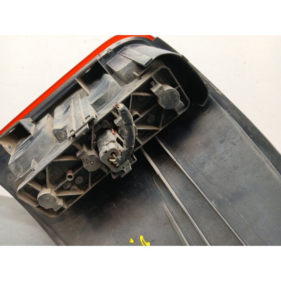 Recambio de piloto trasero izquierdo para chrysler voyager iv (rg, rs) 2.5 crd referencia OEM IAM 04857307AB  